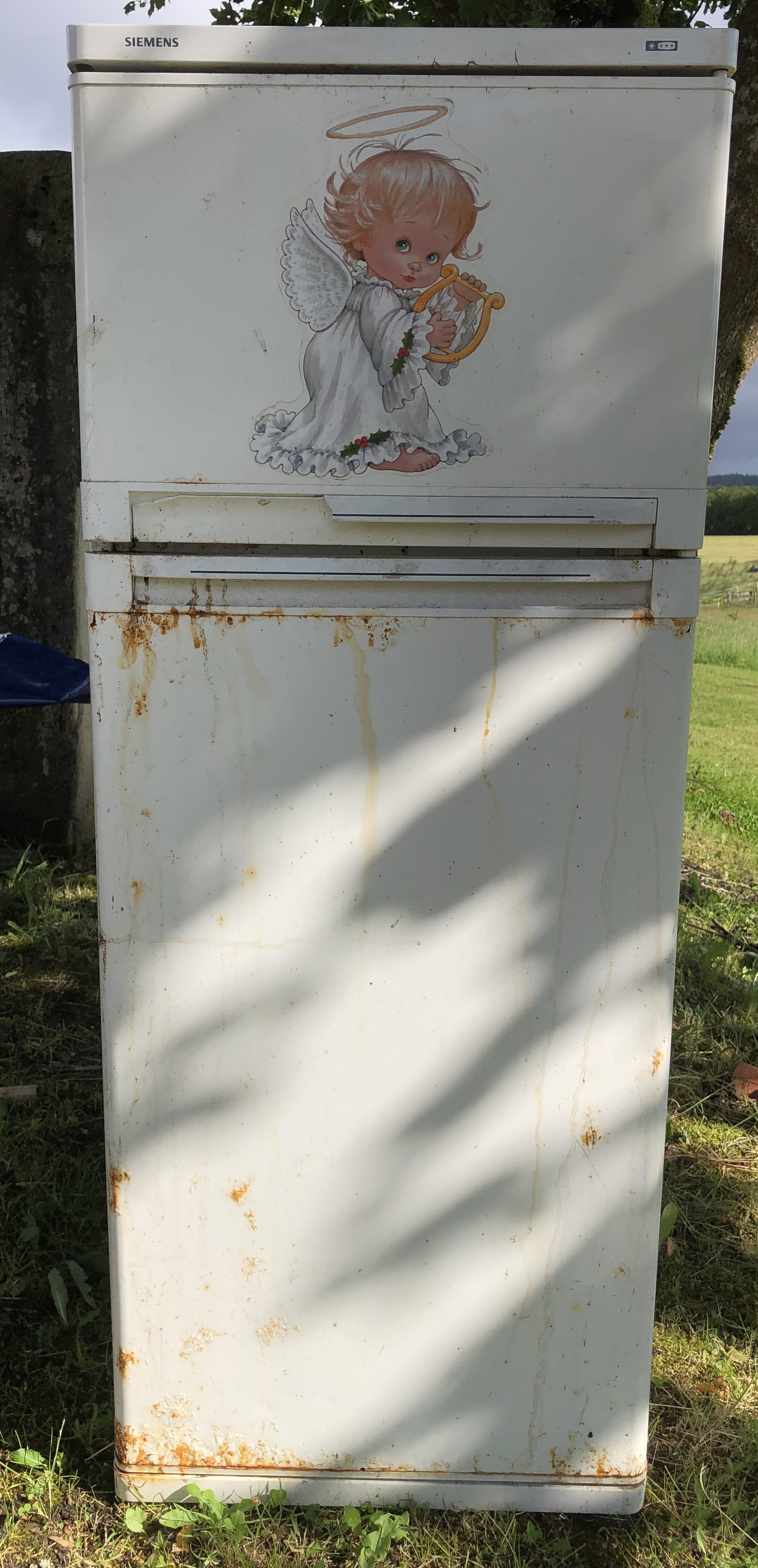entsorgter Kühlschrank